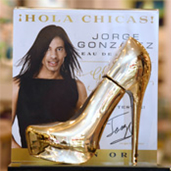 Jorge_gonzales_golder_highheel_perfume